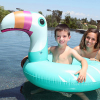 Inflatable Pool Float Toucan (96 x 87 x 85 cm)